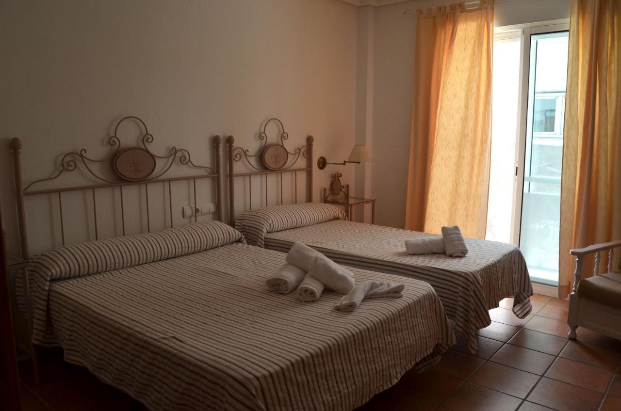 Hostal Dona Antonia 호텔 푼타움브리아 외부 사진