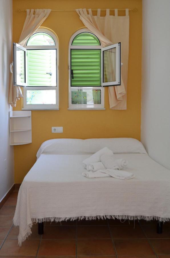 Hostal Dona Antonia 호텔 푼타움브리아 외부 사진