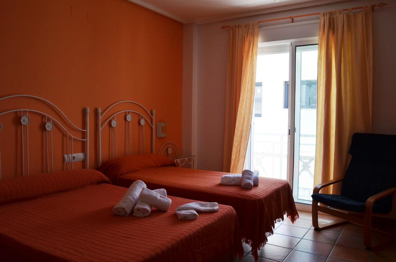 Hostal Dona Antonia 호텔 푼타움브리아 외부 사진