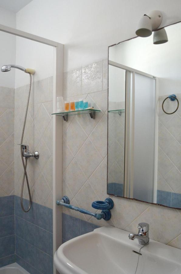 Hostal Dona Antonia 호텔 푼타움브리아 외부 사진