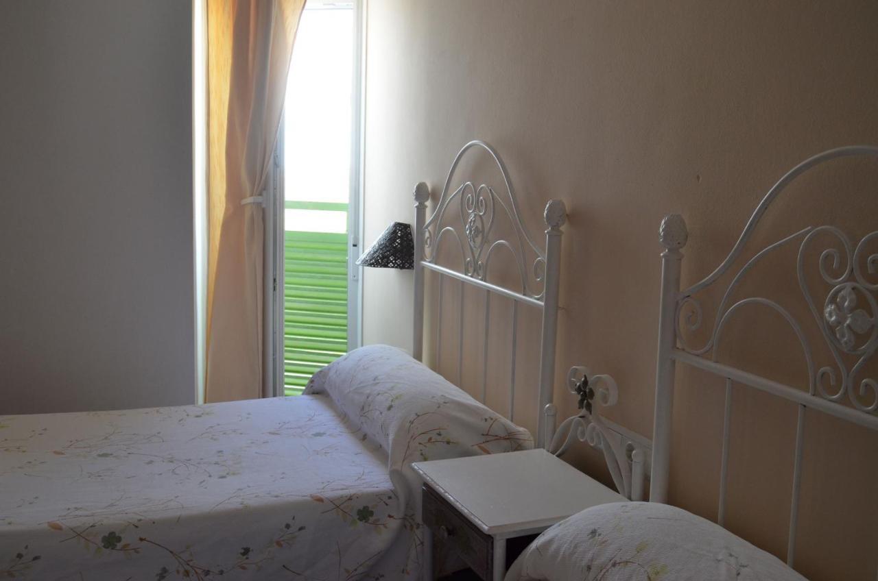 Hostal Dona Antonia 호텔 푼타움브리아 외부 사진